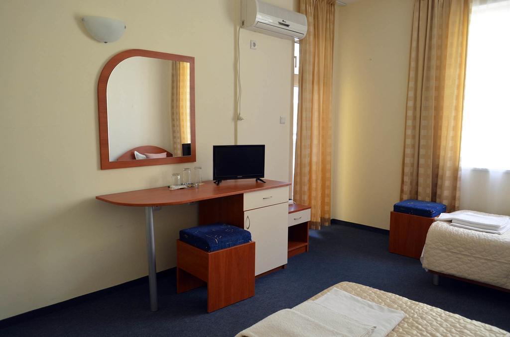 Family Hotel Diana Πομόριε Εξωτερικό φωτογραφία