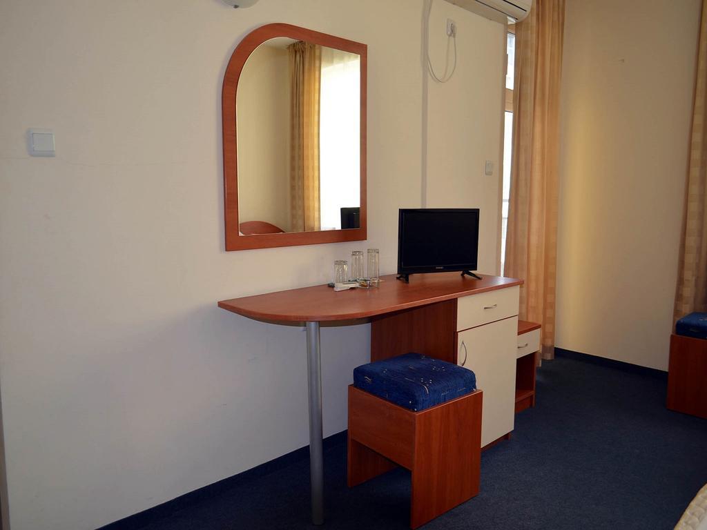 Family Hotel Diana Πομόριε Εξωτερικό φωτογραφία