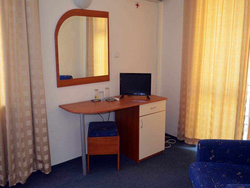 Family Hotel Diana Πομόριε Εξωτερικό φωτογραφία